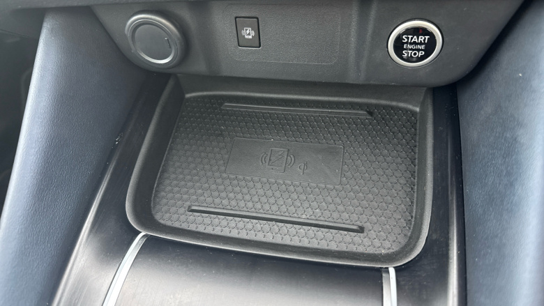 Nissan Qashqai 1.3 DiG-T MH Tekna 5dr Petrol Hatchback